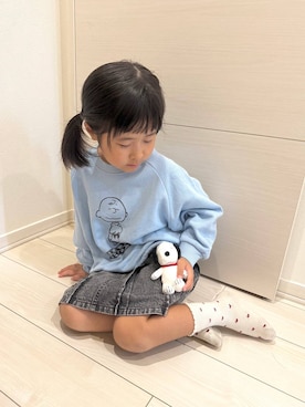 「アイテム（デニムスカート）」を使った、おまゆさん（キッズ・109cm）の秋コーディネート