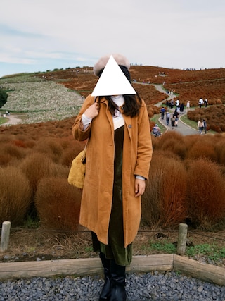 トレンチコート（オレンジ系）を使った「シンプル」の人気ファッション