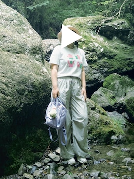 「アイテム（チノパンツ）」を使った、みかさん（レディース・165cm）の夏コーディネート