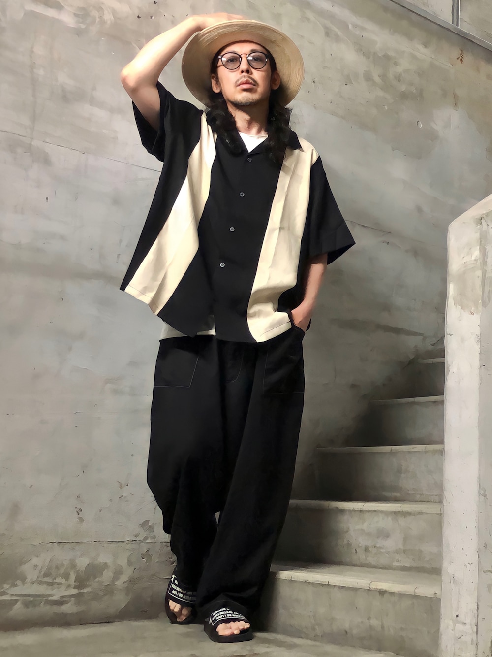 MasaakiOoueさんの（karaku）を使ったコーディネートの1枚目の写真
