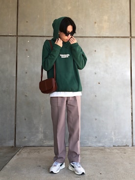 「ADER error（アーダーエラー）のアイテム（シューズ）」を使った、みうらちさとさん（メンズ・180cm）の秋コーディネート