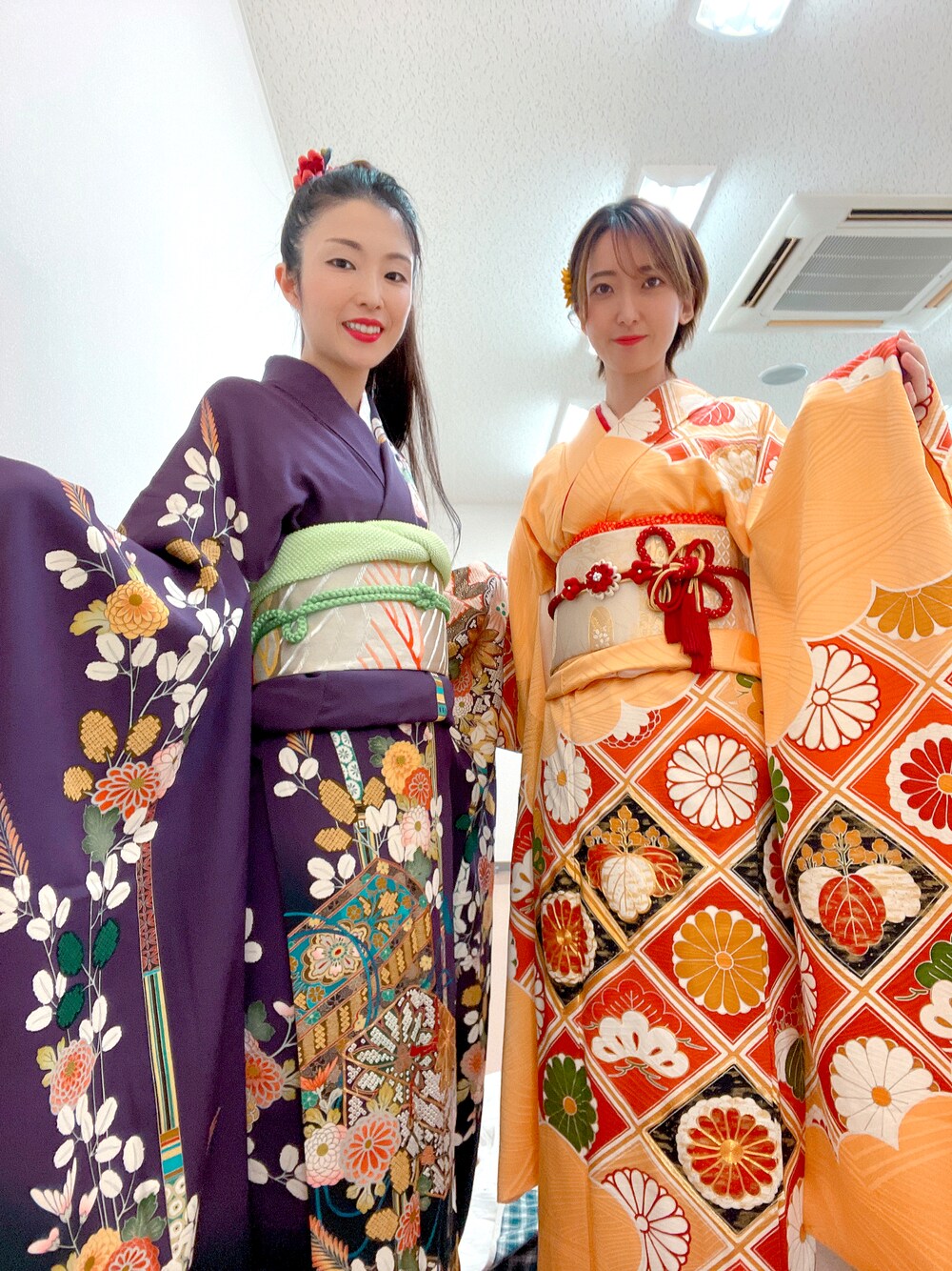 「着物、着物女子、日本」｜「no brandのアイテム（着物、オレンジ系）」を使った、ひかりさん（レディース・160cm）の冬コーディネートの1枚目の写真