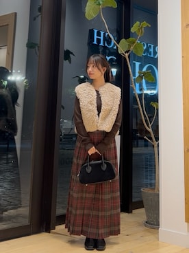 「アイテム（ヘアゴム）」を使った、こなみさん（レディース・153cm）の秋コーディネート