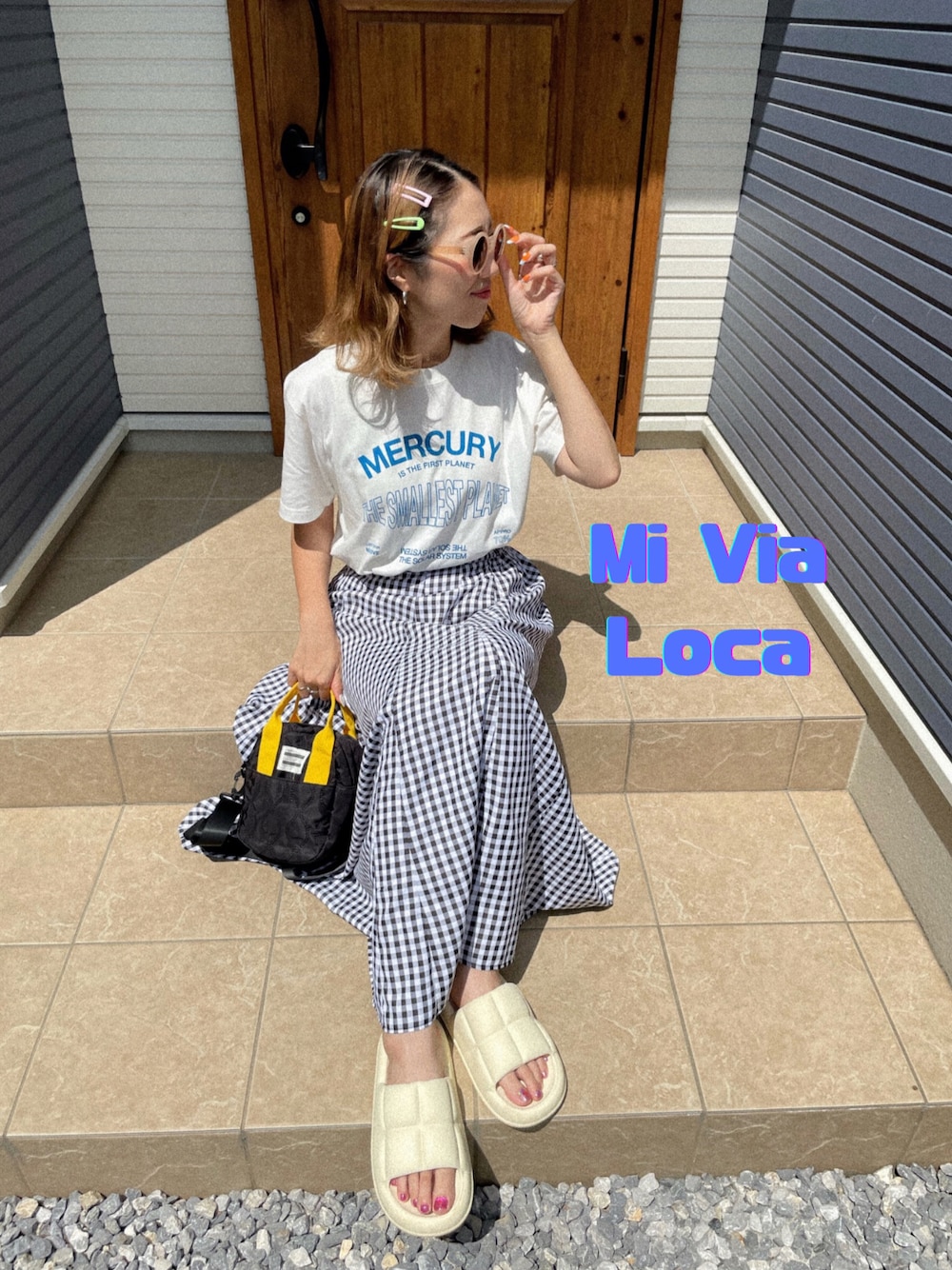 「休日スタイル、ゆるコーデ、ギンガムチェック」｜「mi via locaのUnited Athle MERCURY Tシャツ【PT NO. MVL010】（Tシャツ/カットソー、ホワイト系）」を使った、mikippeさん（レディース・169cm）の夏コーディネートの1枚目の写真