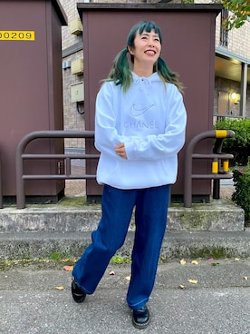 「OMIYAGE（オミヤゲ）のアイテム」を使った、アッコさん（レディース・162cm）の秋コーディネート