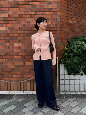 「アイテム（タンクトップ、レッド系）」を使った、titivateさん（レディース・157cm）の秋コーディネート