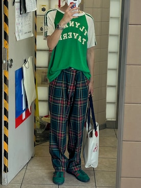「ラグランTシャツ」｜「アイテム（スラックス）」を使った、RIKUさん（メンズ・168cm）の秋コーディネート