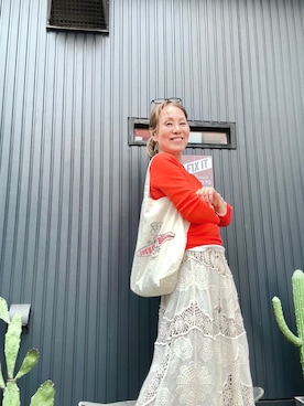「DROBE（ドローブ）のアイテム（スカート、ベージュ系）」を使った、ts.styleさん（レディース・159cm）の春コーディネート