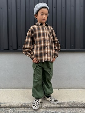 「アイテム（カーゴパンツ）」を使った、Rightonさん（キッズ・126cm）の秋コーディネート