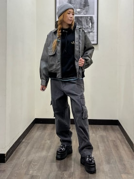 「アイテム（パーカー）」を使った、Rightonさん（レディース・171cm）の秋コーディネート