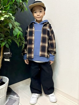 「アイテム（パーカー）」を使った、Rightonさん（キッズ・120cm）の秋コーディネート