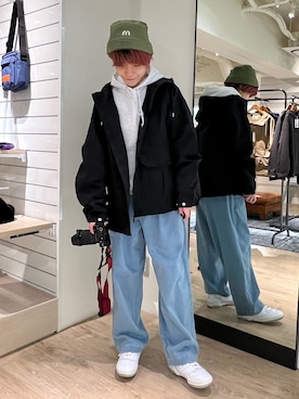 「outfit」｜「アイテム（マウンテンパーカー）」を使った、TOTO_fredyさん（レディース・164cm）の冬コーディネート