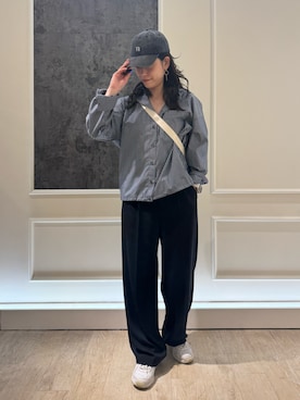 「春カラー」｜「アイテム（スラックス）」を使った、TOTO_fredyさん（レディース・164cm）の春コーディネート