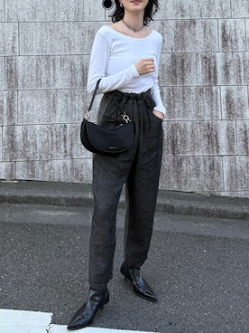 「アイテム（ハンドバッグ）」を使った、Ayaさん（レディース・174cm）の秋コーディネート