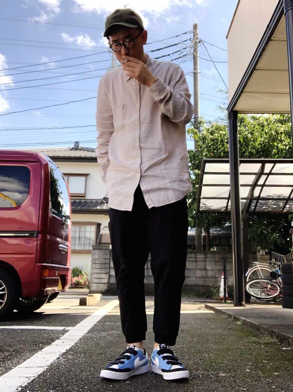 「秋コーデ、秋服、おしゃれさんと繋がりたい、UNIQLO、gym master、nike sb、NEW ERA、だから秋服が好き、シンプル」｜「gym masterのストレッチヘリンボーンクロップドパンツ（その他パンツ、ブラック系）」を使った、ゆうすけさん（メンズ・176cm）の秋コーディネートの1枚目の写真