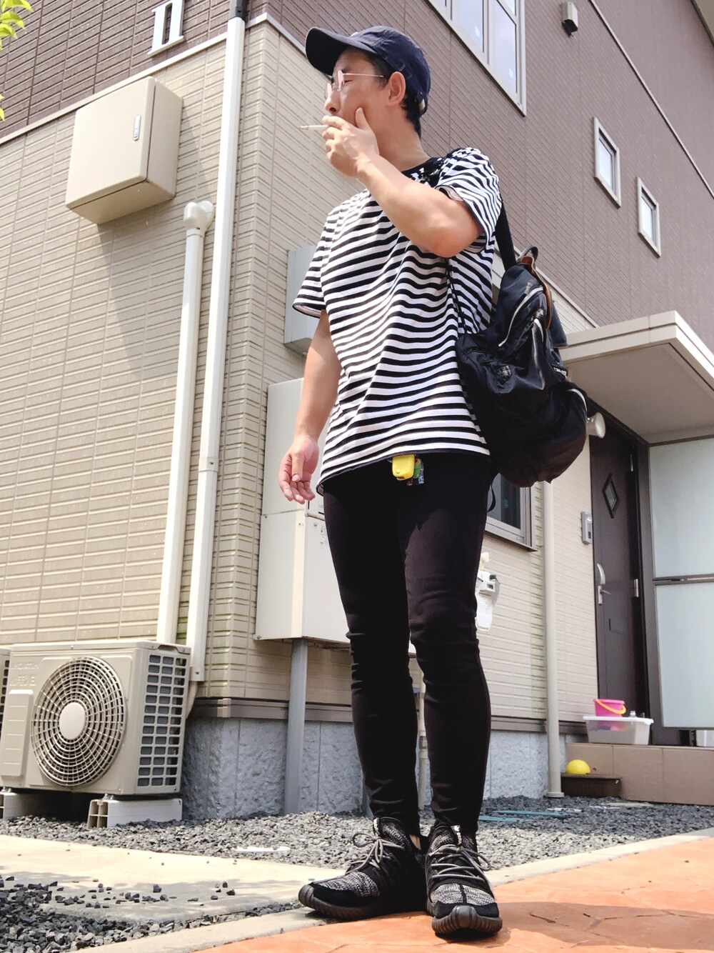 「お洒落さんとつながりたい、夏コーデ、ラフ、ボーダー、Danton、ZOZO、adidas originals、PORTER、volkswagen」｜「ZOZOの中細ボーダーTシャツ[MEN]（Tシャツ/カットソー、ホワイト系）」を使った、ゆうすけさん（メンズ・176cm）の夏コーディネートの1枚目の写真