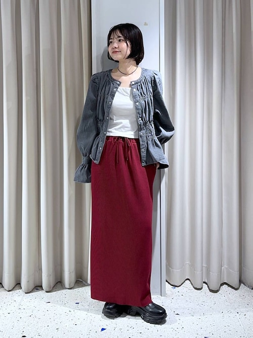 ヤスダ ナナセ(LOWRYS FARM 神戸三田プレミアムアウトレット)｜LOWRYS FARMのスカートを使ったコーディネート - WEAR