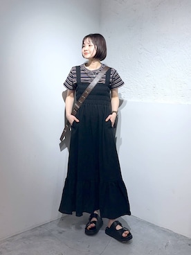 「LOWRYS FARM（ローリーズファーム）のフライスチビＴシャツＳＳ 111954（Tシャツ/カットソー）」を使った、ヤスダ ナナセさん（レディース・154cm・20代）の夏コーディネート