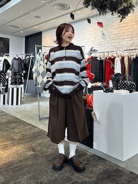 「アイテム（サンダル）」を使った、ヤスダ ナナセさん（レディース・154cm・20代）の秋コーディネート