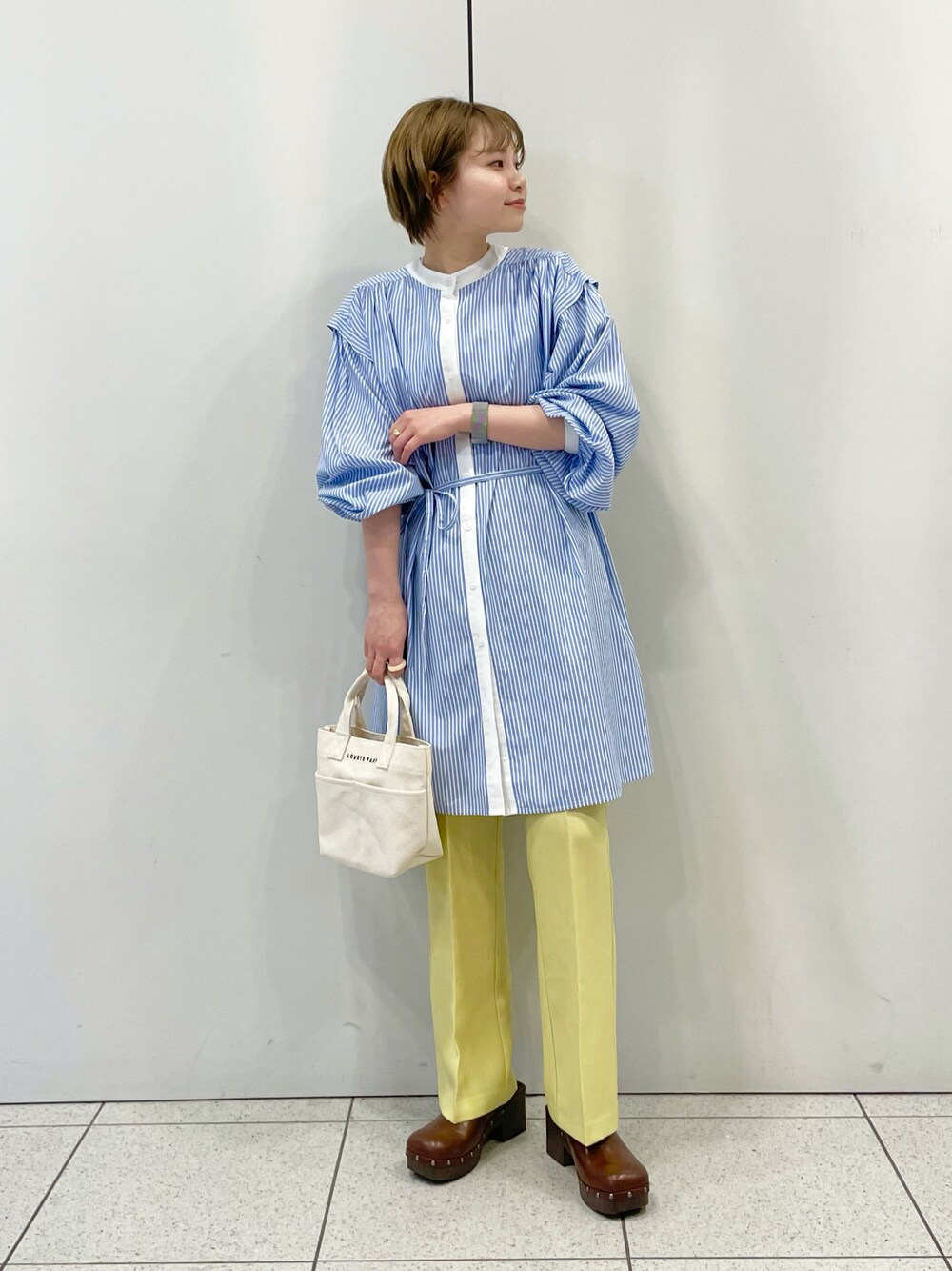 マルチロングシャツLS 262769を使った人気ファッション