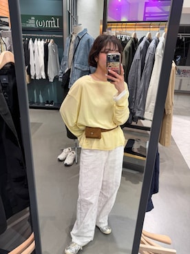 「LOWRYS FARM（ローリーズファーム）のＵＳＥＦＵＬシアープルオーバー　580950（Tシャツ/カットソー、ホワイト系）」を使った、ヤスダ ナナセさん（レディース・154cm）の春コーディネート