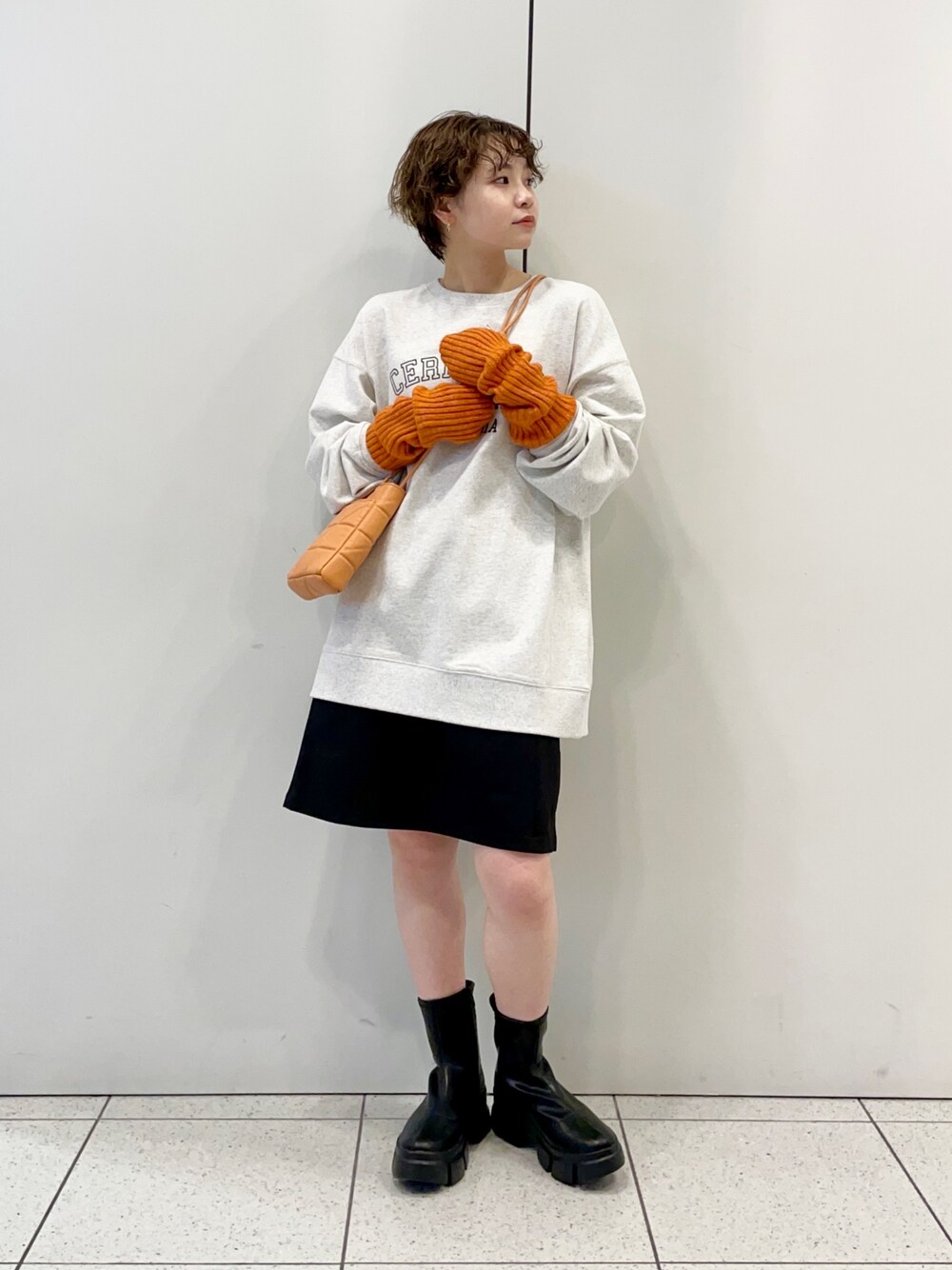 ヤスダ ナナセ(LOWRYS FARM 神戸三田プレミアムアウトレット)｜LOWRYS FARMのスウェットを使ったコーディネート - WEAR