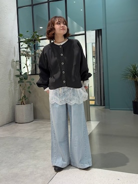 「LOWRYS FARM（ローリーズファーム）のイージーバギーデニム　601067（デニムパンツ、ブルー系）」を使った、ヤスダ ナナセさん（レディース・154cm）の春コーディネート