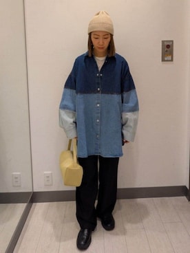 「KBF（ケイビーエフ）のパッチワークBIGデニムシャツ（シャツ/ブラウス、ブルー系）」を使った、MIHOさん（レディース・153cm）の冬コーディネート