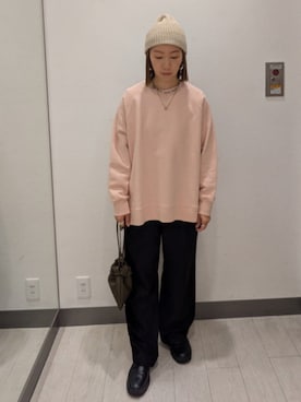 「URBAN RESEARCH Sonny Label（アーバンリサーチサニーレーベル）の裏毛ラグランワイドスウェットプルオーバー（スウェット、ピンク系）」を使った、MIHOさん（レディース・153cm）の冬コーディネート