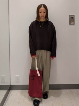 「URBAN RESEARCH（アーバンリサーチ）の『3サイズ展開』『イージーケア』 ウール混タックギャザーストレートパンツ（その他パンツ、ベージュ系）」を使った、MIHOさん（レディース・153cm）の秋コーディネート