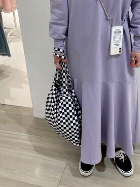 「韓国好きな人と繋がりたい」｜「アイテム（PC・スマホグッズ/家電）」を使った、mee.☺︎さん（レディース・159cm）の冬コーディネート