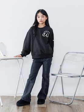 「アイテム（スウェット）」を使った、F.O.OnlineStoreさん（キッズ・141cm）の秋コーディネート