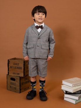 「アイテム（スーツジャケット）」を使った、F.O.OnlineStoreさん（キッズ・110cm）の秋コーディネート