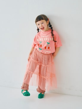 「p.premier（ピードットプルミエ）のアイテム（パンツ）」を使った、F.O.OnlineStoreさん（キッズ・110cm）の春コーディネート