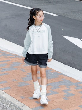 「アイテム（シューズ）」を使った、F.O.OnlineStoreさん（キッズ・145cm）の秋コーディネート