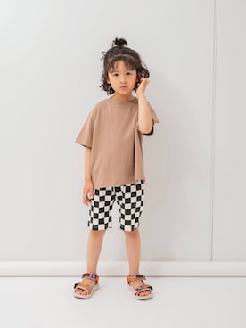 「BREEZE（ブリーズ）の【26年夏新作】アクティブテープサンダル（サンダル、ベージュ系）」を使った、F.O.OnlineStoreさん（キッズ・110cm）の夏コーディネート
