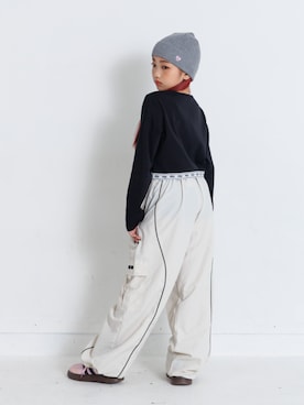 「アイテム（カーゴパンツ）」を使った、F.O.OnlineStoreさん（キッズ・139cm）の冬コーディネート