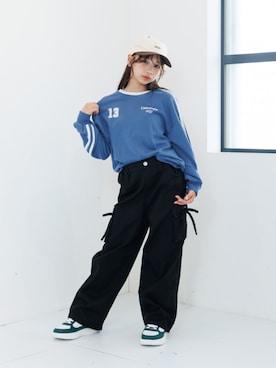 「アイテム（カーゴパンツ）」を使った、F.O.OnlineStoreさん（キッズ・140cm）の秋コーディネート