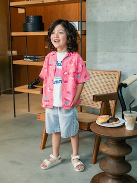 「BREEZE（ブリーズ）のEVAサンダル（サンダル、ベージュ系）」を使った、F.O.OnlineStoreさん（キッズ・110cm）の夏コーディネート