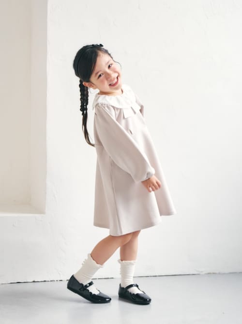 セール】【WEB限定/ジュニア対応】リボン襟フレアワンピース＿アプレレ