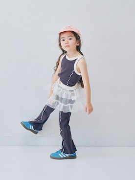 「p.premier（ピードットプルミエ）のアイテム（パンツ）」を使った、F.O.OnlineStoreさん（キッズ・110cm）の春コーディネート