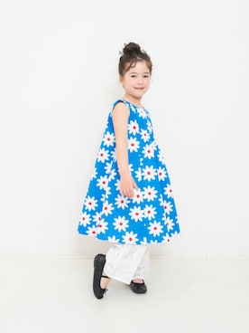 「BREEZE（ブリーズ）の【リンク】ソウガラフレアワンピース（ワンピース、ブルー系）」を使った、F.O.OnlineStoreさん（キッズ・110cm）の夏コーディネート