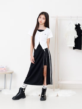 「algy（アルジー）の8ホールブーツ（ブーツ、ブラック系）」を使った、F.O.OnlineStoreさん（キッズ・110cm）の春コーディネート