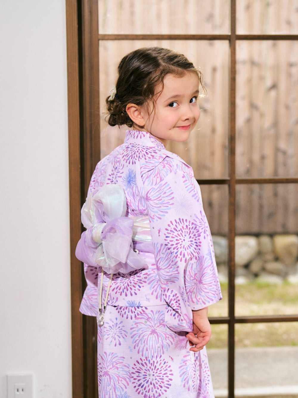 「F.O.Online Store、エフオーオンラインストア(F.O.Online Store)、apres les cours、アプレレクール、キッズコーデ、キッズファッション、女の子、女の子コーデ、夏コーデ、夏、夏休み、夏祭り、浴衣、お出かけコーデ、花火大会」｜「apres les coursの【リンク】アプレのはんなり浴衣（浴衣、ピンク系）」を使った、F.O.OnlineStoreさん（キッズ・110cm）の春コーディネートの1枚目の写真