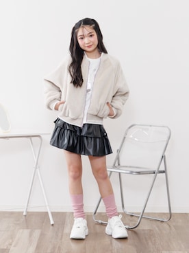 「アイテム（スカート）」を使った、F.O.OnlineStoreさん（キッズ・153cm）の秋コーディネート