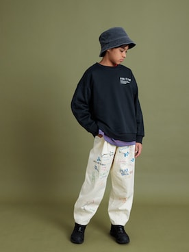 「BREEZE（ブリーズ）のアイテム（スウェット）」を使った、F.O.OnlineStoreさん（キッズ・110cm）の秋コーディネート