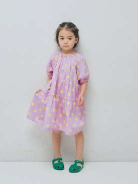 「p.premier（ピードットプルミエ）のカラフルジェリーサンダル（サンダル、グリーン系）」を使った、F.O.OnlineStoreさん（キッズ・110cm）の春コーディネート