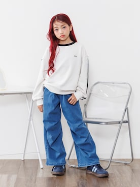 「アイテム（スニーカー）」を使った、F.O.OnlineStoreさん（キッズ・139cm）の秋コーディネート