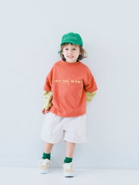 「靴下チラ見せ」｜「アイテム（キャップ）」を使った、F.O.OnlineStoreさん（キッズ・110cm）の春コーディネート