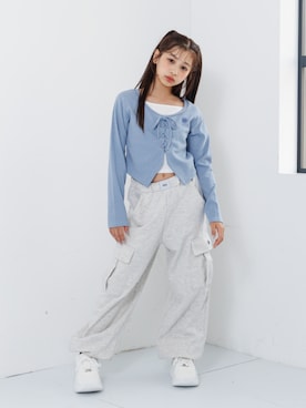 「アイテム（カーゴパンツ）」を使った、F.O.OnlineStoreさん（キッズ・140cm）の秋コーディネート